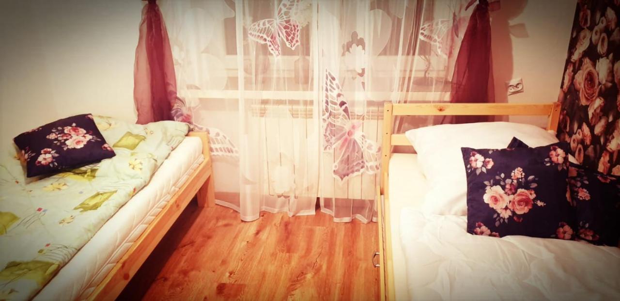 Apartament Wrzos Bieszczady Чорна Екстер'єр фото